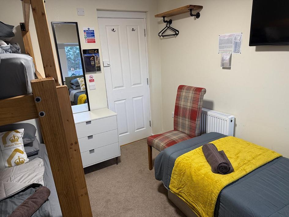 Forces Manor Hotel Kincraig Room photo