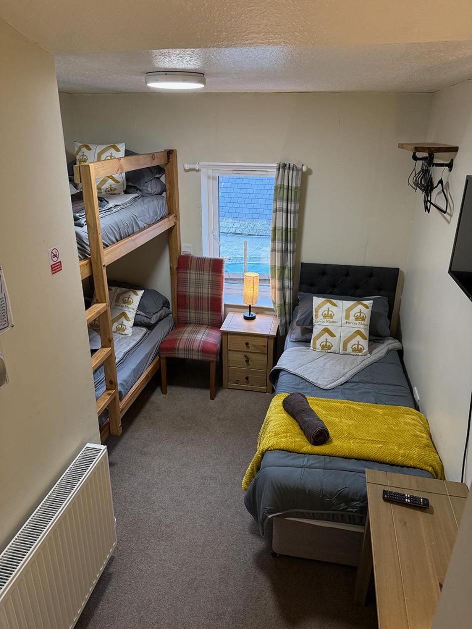 Forces Manor Hotel Kincraig Room photo